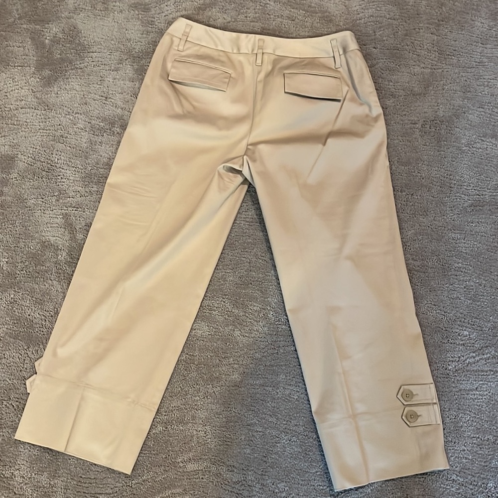 Ann Taylor loft khaki Capri pants - Picture 5 of 6